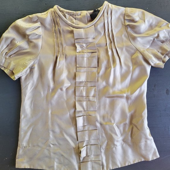 Banana Republic Ruffled Taupe Beige Silk Blouse - Picture 6 of 11